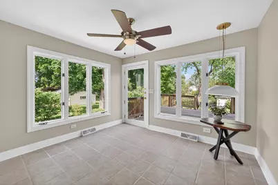 433 S Euclid Avenue, Villa Park, IL 60181 - Photo 16