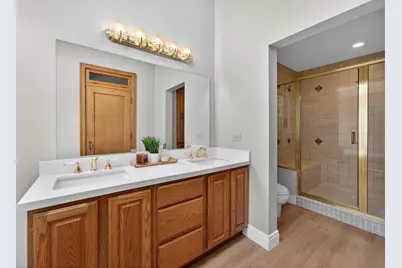 433 S Euclid Avenue, Villa Park, IL 60181 - Photo 18