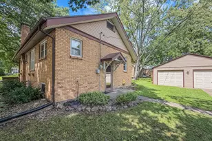 918 W Washington St, Champaign, IL 61821 - Photo 40