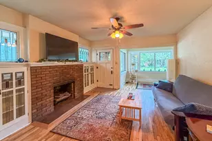 918 W Washington St, Champaign, IL 61821 - Photo 8