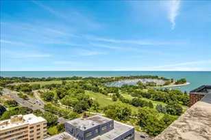 4170 N Marine Dr, Chicago, IL 60613 - Photo 22