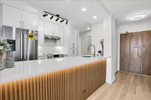 4170 N Marine Dr, Chicago, IL 60613 - Photo 10