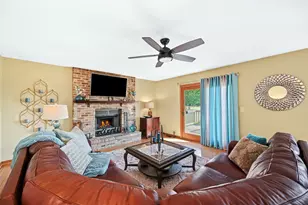310 Wintree Ln, New Lenox, IL 60451 - Photo 6