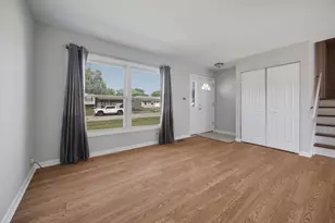 8189 Carlisle Dr, Hanover Park, IL 60133 - Photo 4