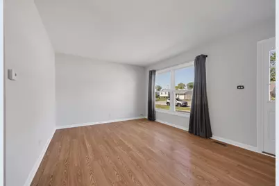 8189 Carlisle Drive, Hanover Park, IL 60133 - Photo 2