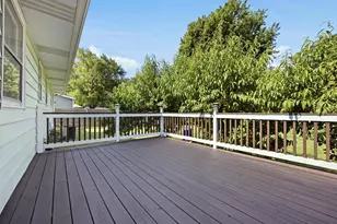 1109 Wicker St, Woodstock, IL 60098 - Photo 18