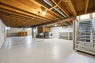 1109 Wicker St, Woodstock, IL 60098 - Photo 10