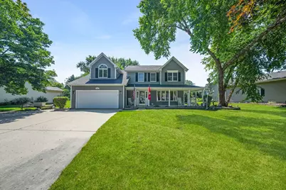565 Liberty Avenue, South Elgin, IL 60177 - Photo 1