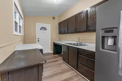 870 Taylor Avenue, Aurora, IL 60506 - Photo 8