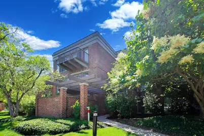 432 Kelburn Road #121, Deerfield, IL 60015 - Photo 2
