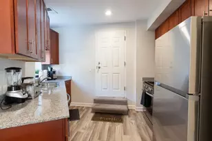 2048 W Touhy Ave, Chicago, IL 60645 - Photo 4