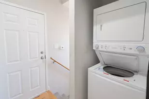 2048 W Touhy Ave, Chicago, IL 60645 - Photo 12