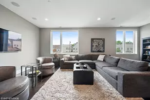 1544 W Montana St, Chicago, IL 60614 - Photo 12