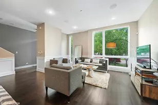 1544 W Montana St, Chicago, IL 60614 - Photo 4