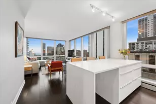 1300 N Astor St, Chicago, IL 60610 - Photo 4