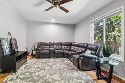 1025 Longford Drive, Westmont, IL 60559 - Photo 20