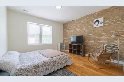 3354 W Wilson Avenue #2S, Chicago, IL 60625 - Photo 8