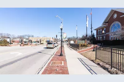 36 S Cass Avenue #3D, Westmont, IL 60559 - Photo 16