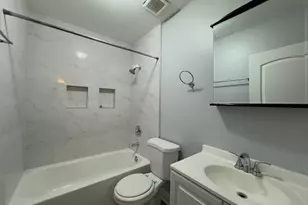 6947 S Jeffery Blvd, Chicago, IL 60649 - Photo 4