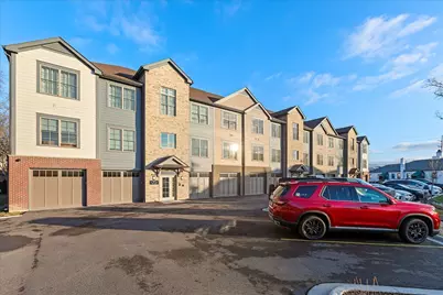 319 S Glendale Avenue #303, Barrington, IL 60010 - Photo 2