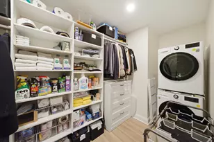 680 N Lake Shore Dr, Chicago, IL 60611 - Photo 14