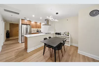680 N Lake Shore Drive #913, Chicago, IL 60611 - Photo 2