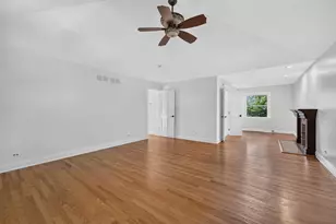 1315 Hawkins Ct, Saint Charles, IL 60174 - Photo 34