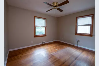 1332 N Main Street, Naperville, IL 60563 - Photo 8