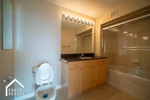 1640 Maple Ave, Evanston, IL 60201 - Photo 14