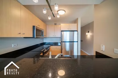 1640 Maple Avenue #1208, Evanston, IL 60201 - Photo 10