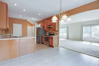 662 Chaney Court, Crest Hill, IL 60403 - Photo 8