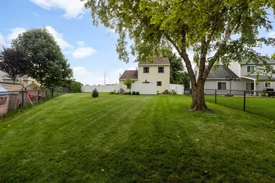 630 Hobart Drive, South Elgin, IL 60177 - Photo 22