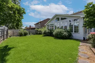 403 Sara Ave, Lemont, IL 60439 - Photo 6