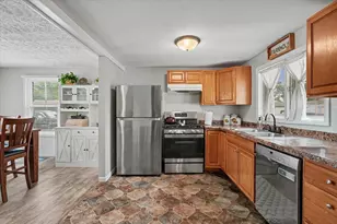 106 W South St, Elliott, IL 60933 - Photo 14