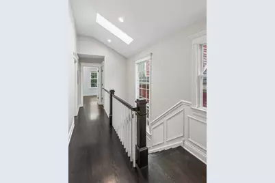 2109 W Sunnyside Avenue, Chicago, IL 60625 - Photo 34