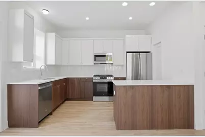 1751 W Superior Street #2F, Chicago, IL 60622 - Photo 1