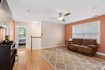 5230 N McVicker Avenue, Chicago, IL 60630 - Photo 12