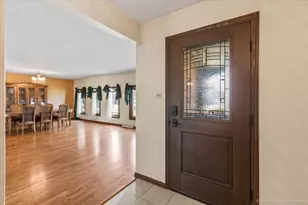 7348 Wheeler Dr, Orland Park, IL 60462 - Photo 4