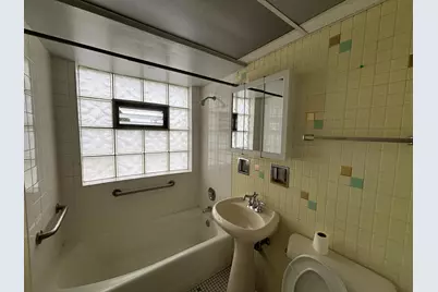 11519 S Kedzie Avenue #57, Merrionette Park, IL 60803 - Photo 4