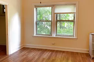 2536 N Sawyer Ave, Chicago, IL 60647 - Photo 2