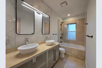 2834 N Dawson Avenue #1E, Chicago, IL 60618 - Photo 10
