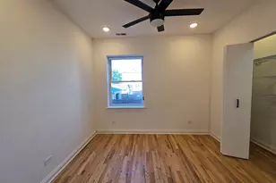 2834 N Dawson Ave, Chicago, IL 60618 - Photo 8