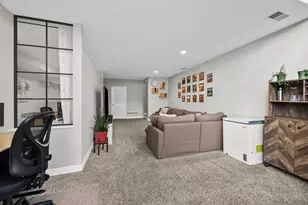 2003 W Superior St, Chicago, IL 60612 - Photo 22