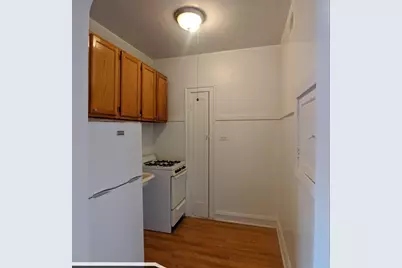 2536 N Sawyer Avenue #209, Chicago, IL 60647 - Photo 4