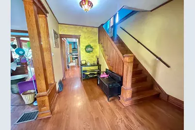 7916 S Constance Avenue, Chicago, IL 60617 - Photo 2