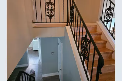 1719 W Lexington Drive, Arlington Heights, IL 60004 - Photo 20