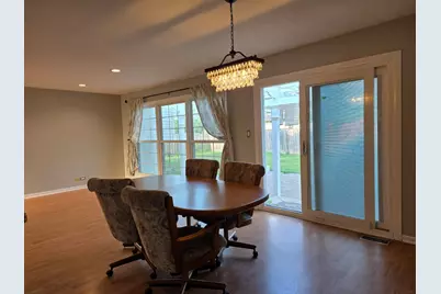 1719 W Lexington Drive, Arlington Heights, IL 60004 - Photo 2