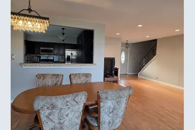1719 W Lexington Drive, Arlington Heights, IL 60004 - Photo 12