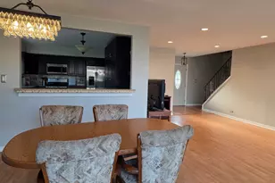 1719 W Lexington Dr, Arlington Heights, IL 60004 - Photo 12
