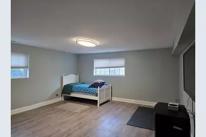 1719 W Lexington Drive, Arlington Heights, IL 60004 - Photo 16